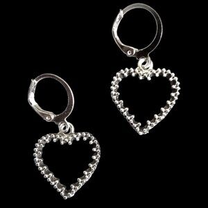 ⭐NWT Goth Lolita Silver Hollow Dangly Hearts Hoop Earrings